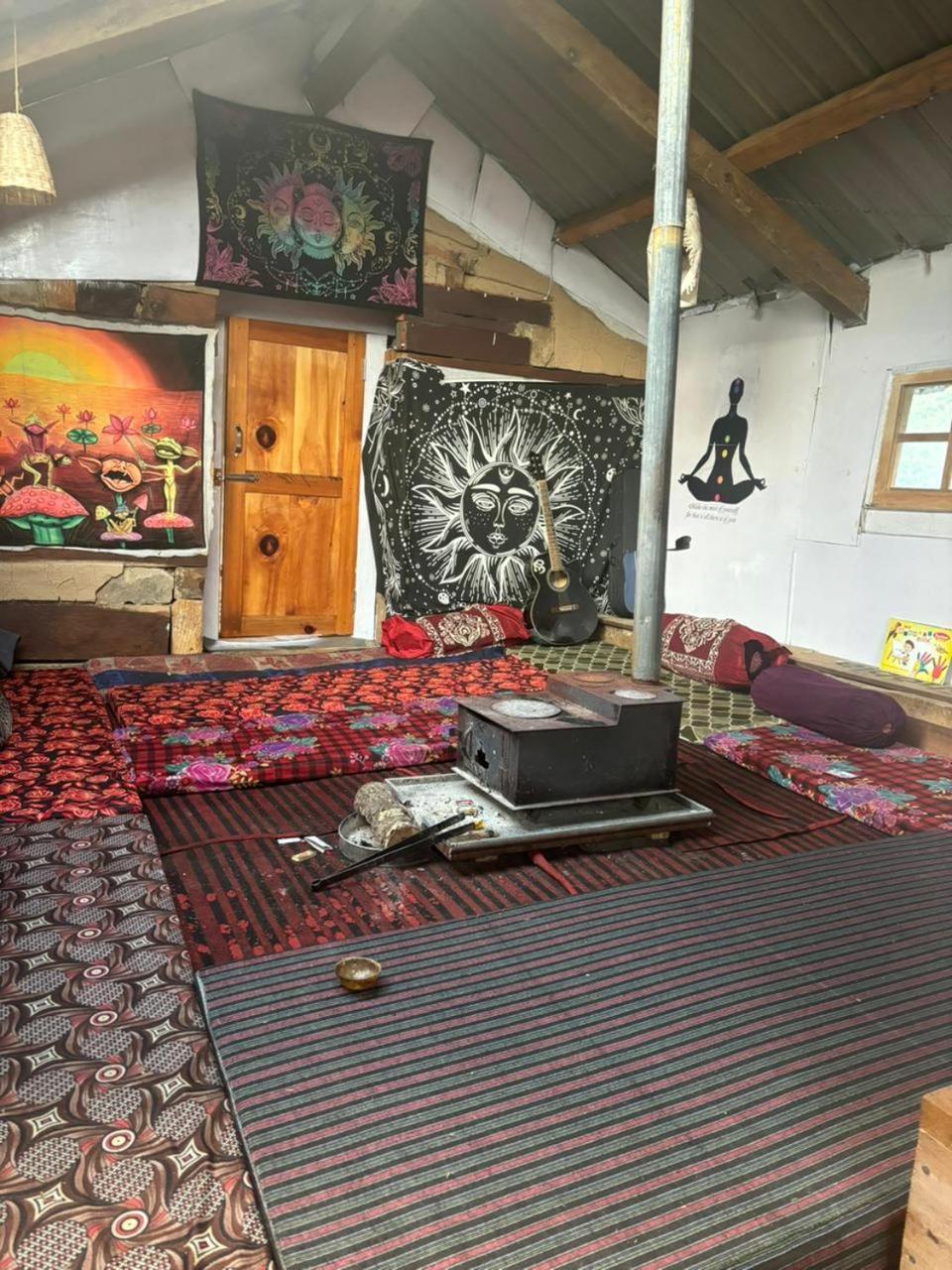Jari Dev Ropa Hights Malana酒店 外观 照片